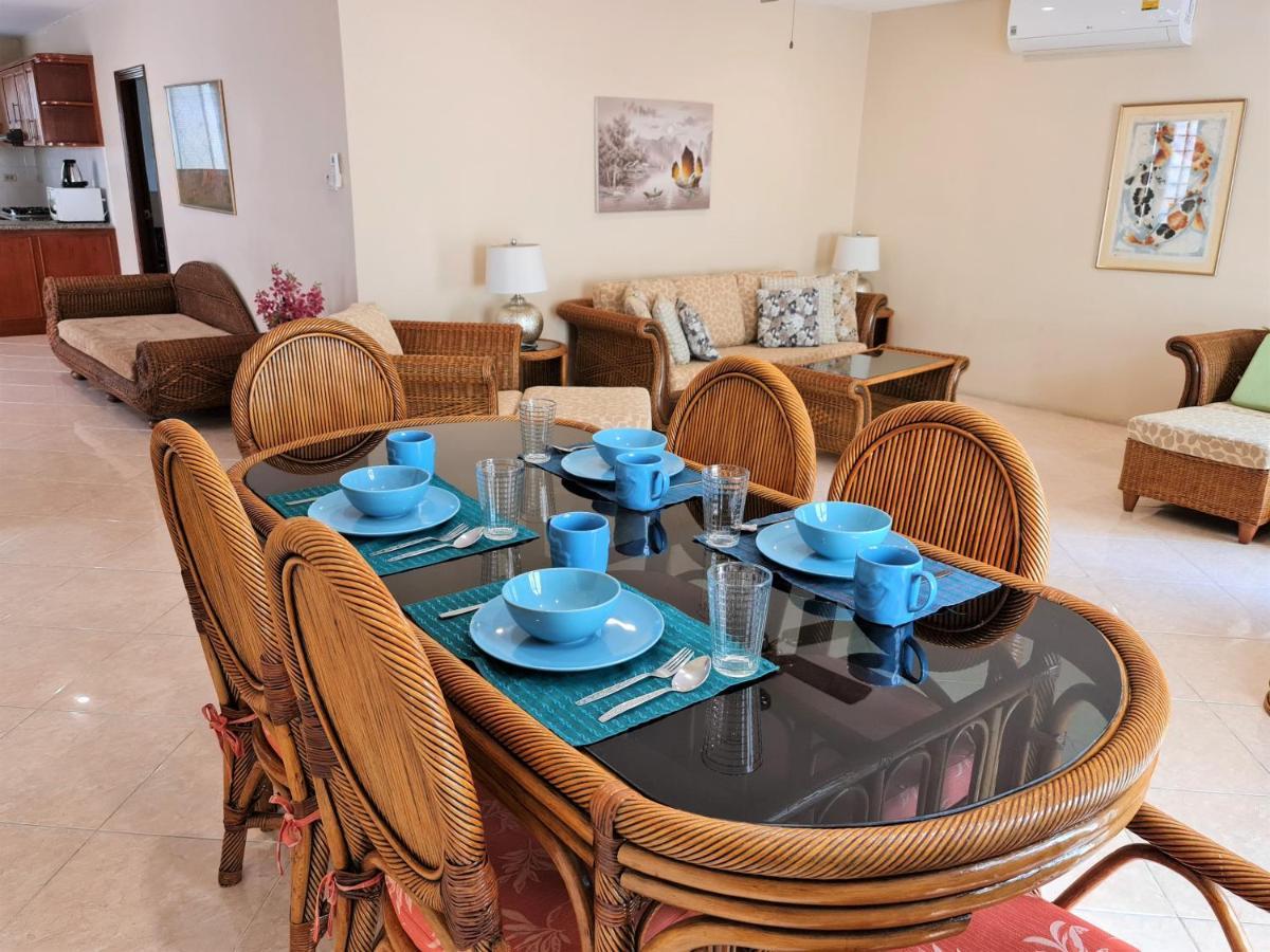 Butterfly Garden Boutique Residences By Frasier, A Lifestyle Destination Apt And Villas 1 To 3 Bedroom Units, 2 Full Bathrooms, Rain Shower, Spa Bath, Complete Kitchen, Staff 24-7,Fast Fiber Optic Wifi, 55" Smart Tv'S, Free Bbq, Паттая Екстер'єр фото