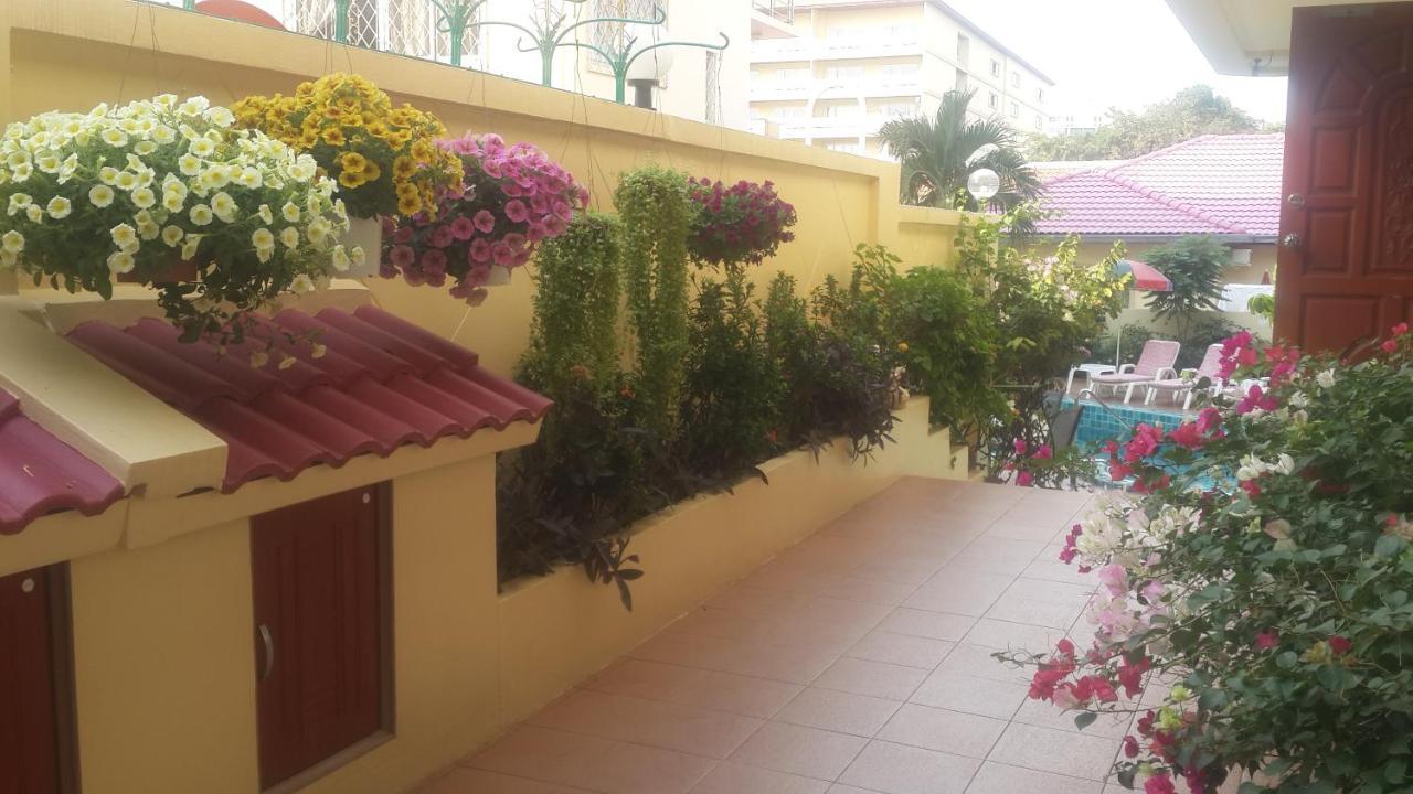 Butterfly Garden Boutique Residences By Frasier, A Lifestyle Destination Apt And Villas 1 To 3 Bedroom Units, 2 Full Bathrooms, Rain Shower, Spa Bath, Complete Kitchen, Staff 24-7,Fast Fiber Optic Wifi, 55" Smart Tv'S, Free Bbq, Паттая Екстер'єр фото